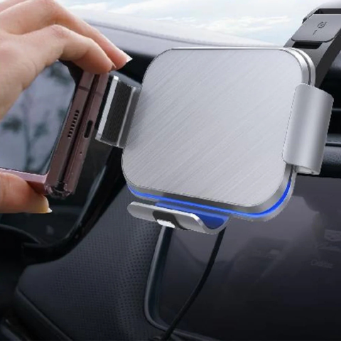 Tukipuhelin Auto – Kiinnitys ja langaton lataus integroitu