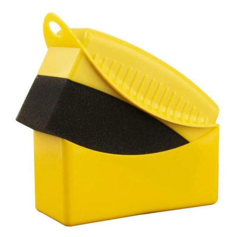 Sponge de curățare pentru anvelope – strălucire și precizie 